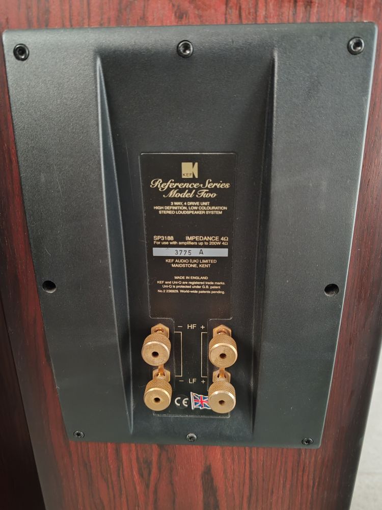 KEF Reference Model two coppia diffusori da pavimento USATI