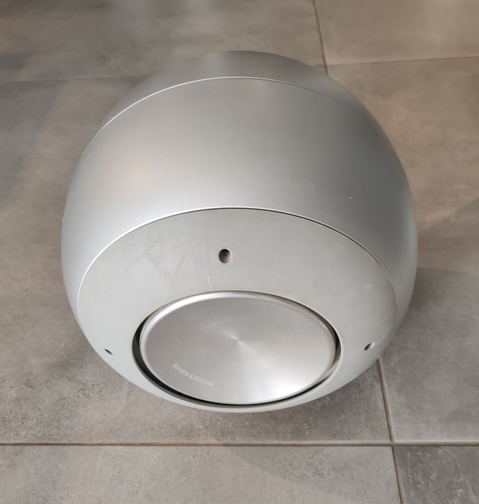 B&W PV1 subwoofer USATO