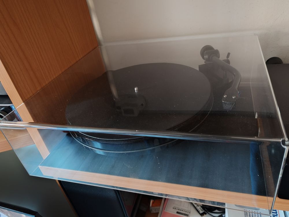 Pro-Ject RPM 1 Carbon con testina Goldring E3 USATO