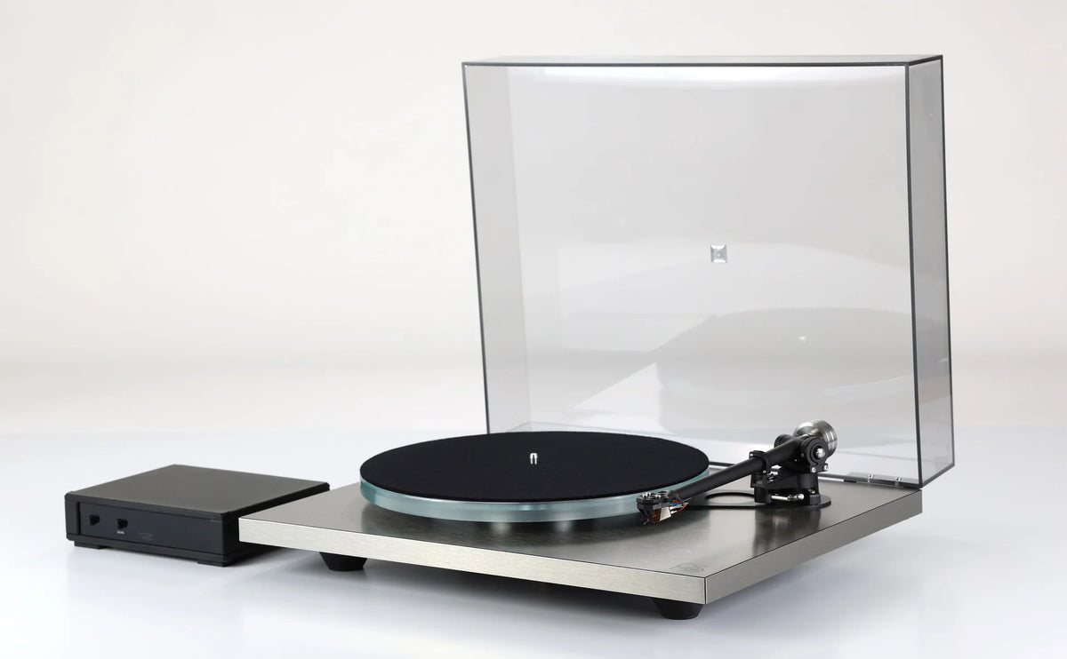 Rega PLANAR 6 Giradischi