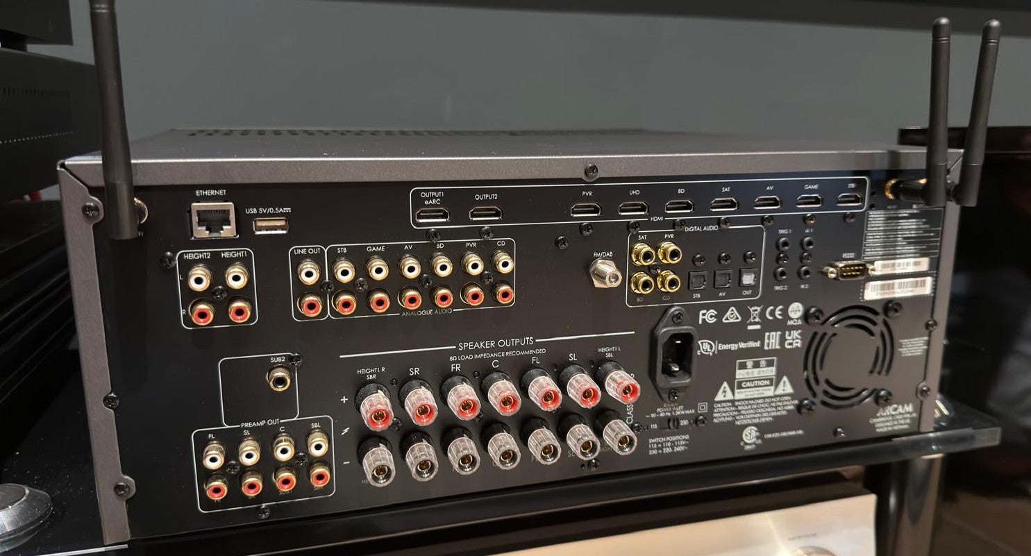 ARCAM AVR10 Sintoamplificatore A/V 7.1.4 canali USATO