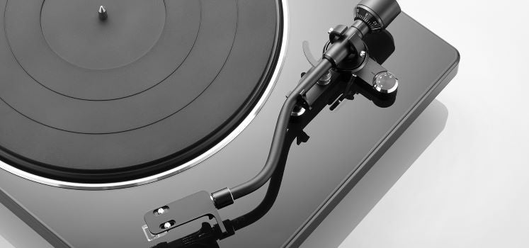 Denon DP-400 giradischi