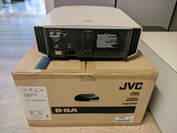 JVC DLA-X5900WE Videoproiettore 4K E-Shift BIANCO USATO